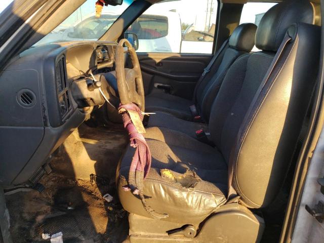 Photo 7 from auction – 2003 CHEVROLET SILVERADO with VIN 2GCEC19V731135230