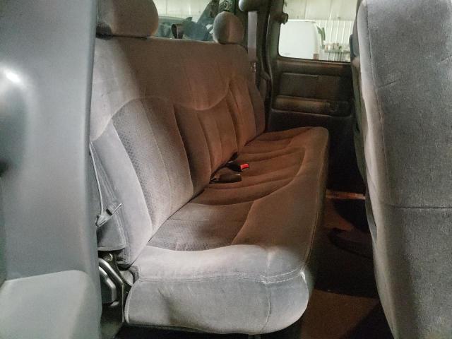 Photo 10 from auction – 2002 CHEVROLET SILVERADO with VIN 2GCEK19T021368933