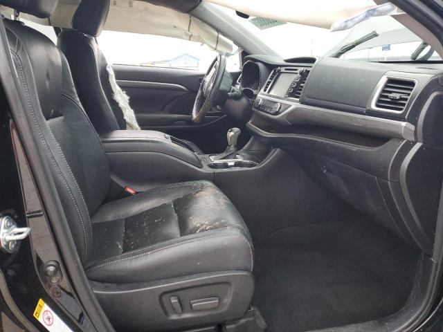 Photo 7 from auction – 2018 TOYOTA HIGHLANDER with VIN 5TDDZRFH7JS493814