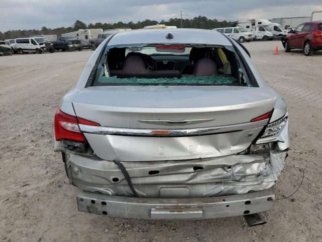 Photo 6 from auction – 2012 CHRYSLER 200 TOURIN with VIN 1C3CCBBG5CN250713