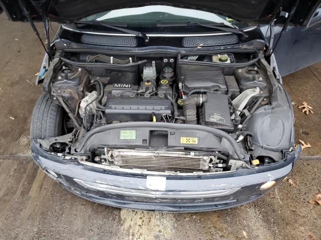 Photo 11 from auction – 2006 MINI COOPER with VIN WMWRF33596TG15684