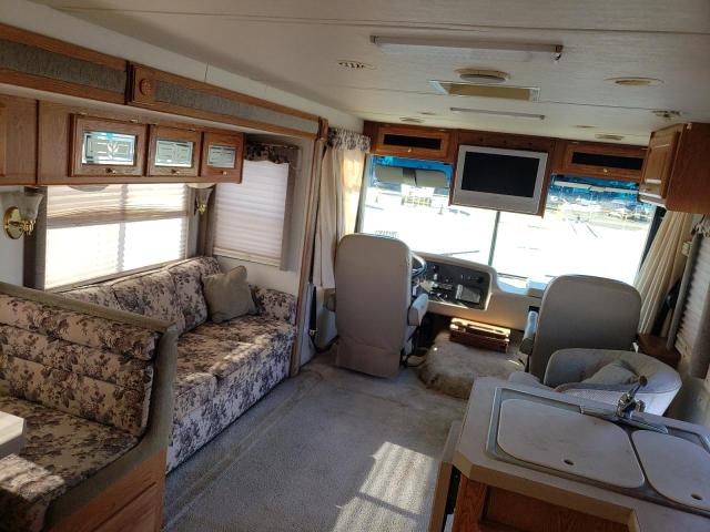Photo 5 from auction – 2002 MONA MOTORHOME with VIN 5B4MP67G023350819