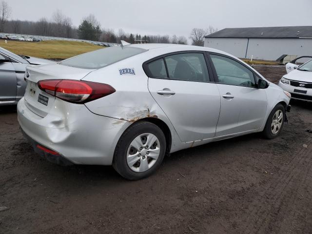 Photo 3 from auction – 2017 KIA FORTE LX with VIN 3KPFK4A72HE105049