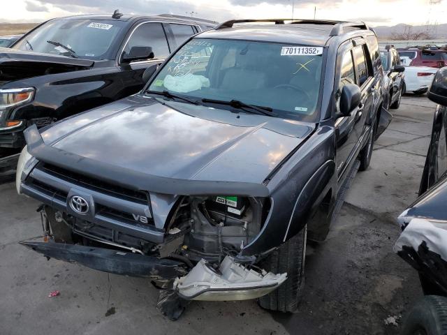 TOYOTA 4RUNNER SR 2004 z numerem VIN JTEBT14R848010244 - Zdjęcie z aukcji