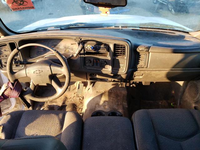 Photo 8 from auction – 2003 CHEVROLET SILVERADO with VIN 2GCEC19V731135230
