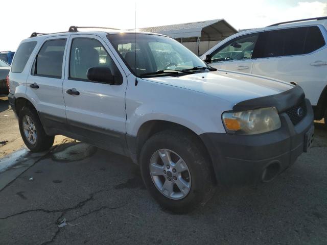 Photo 4 from auction – 2005 FORD ESCAPE XLT with VIN 1FMYU93115KE47587