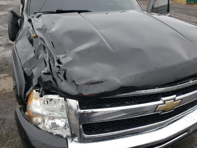 Photo 11 from auction – 2011 CHEVROLET SILVERADO with VIN 1GCRKREA6BZ126790