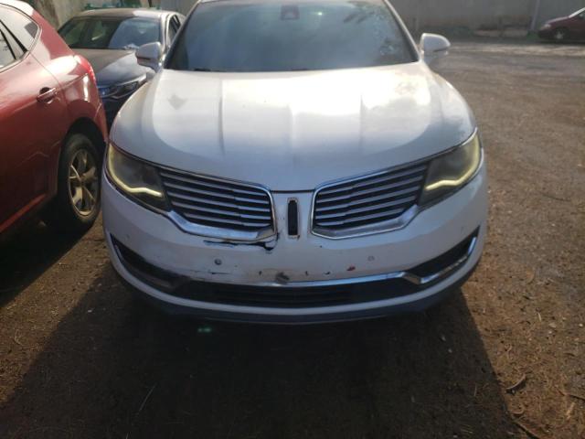 Photo 5 from auction – 2016 LINCOLN MKX RESERV with VIN 2LMTJ8LR1GBL46442