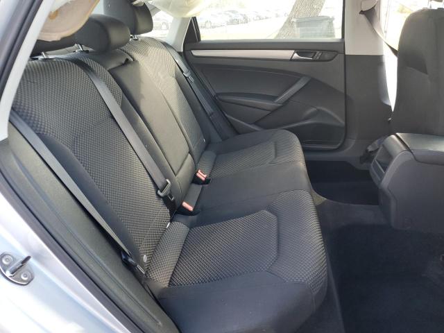 Photo 10 from auction – 2014 VOLKSWAGEN PASSAT S with VIN 1VWAT7A38EC065503