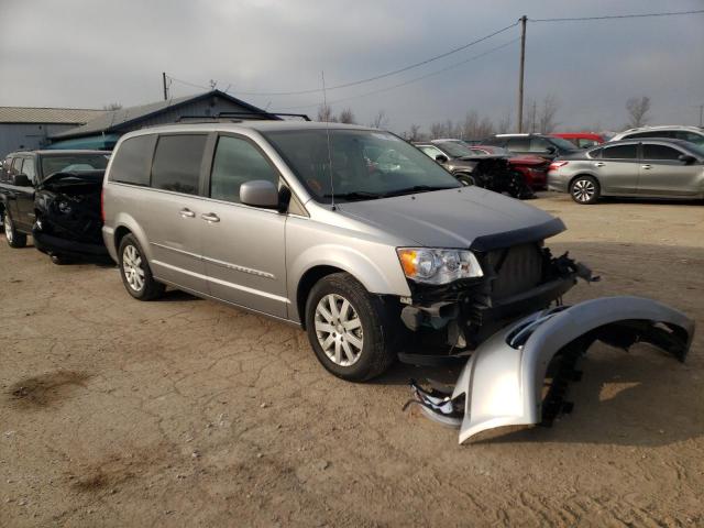 Photo 4 from auction – 2015 CHRYSLER TOWN & COU with VIN 2C4RC1BGXFR725912