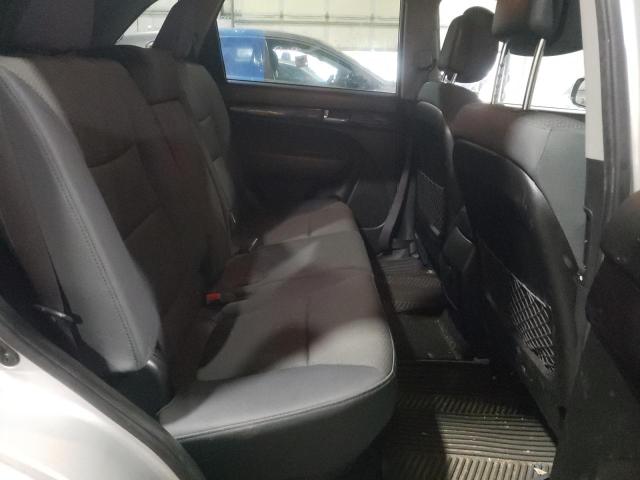 Photo 11 from auction – 2013 KIA SORENTO LX with VIN 5XYKTDA60DG334118