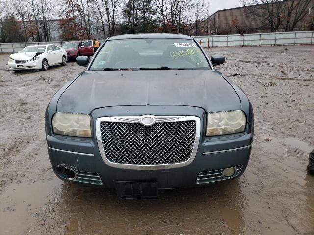 Photo 5 from auction – 2005 CHRYSLER 300 TOURIN with VIN 2C3AA53GX5H689995