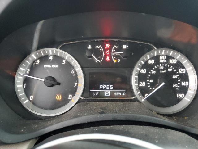 Photo 9 from auction – 2015 NISSAN SENTRA S with VIN 3N1AB7AP4FY312942