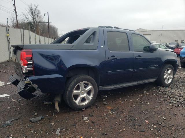 Photo 3 from auction – 2011 CHEVROLET AVALANCHE with VIN 3GNTKFE30BG270252