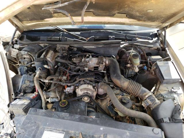 Photo 11 from auction – 2000 MERCURY GRAND MARQ with VIN 2MEFM74W4YX705692