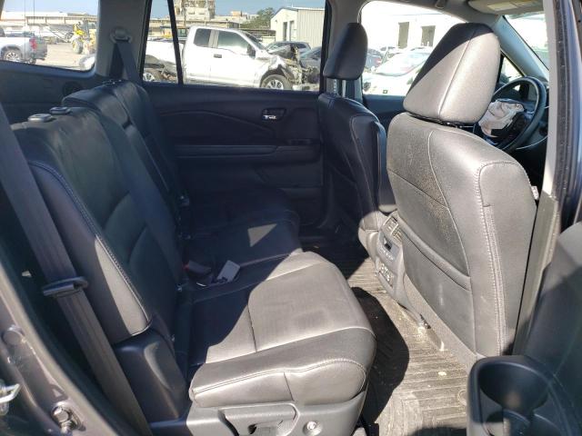 Photo 11 from auction – 2017 HONDA PILOT TOUR with VIN 5FNYF5H98HB001296