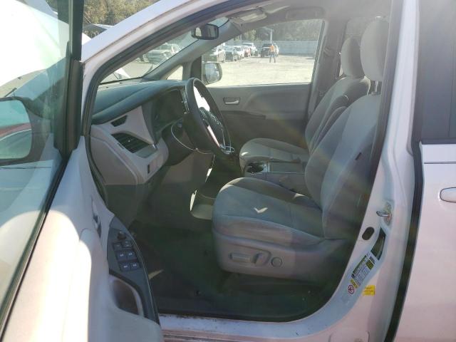 Photo 7 from auction – 2018 TOYOTA SIENNA LE with VIN 5TDKZ3DC8JS943157