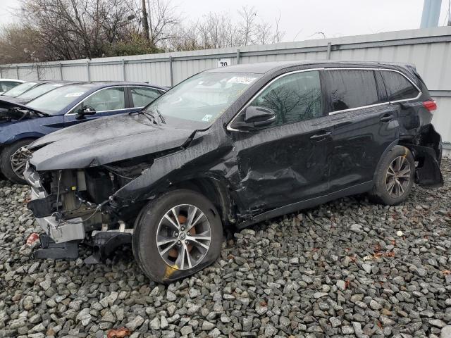 TOYOTA HIGHLANDER 2019 with VIN 5TDBZRFH1KS720228 - Photo from auction