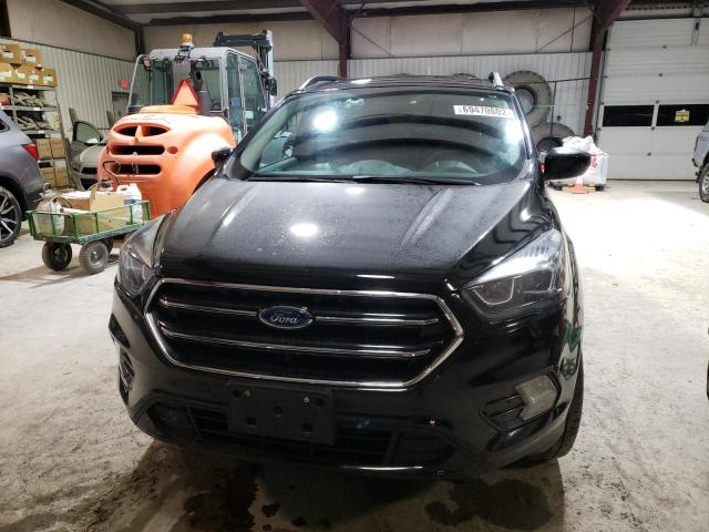 Photo 5 from auction – 2017 FORD ESCAPE SE with VIN 1FMCU9GD7HUD05588