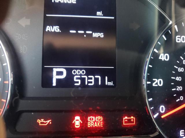 Photo 9 from auction – 2016 KIA FORTE LX with VIN KNAFX4A6XG5518420