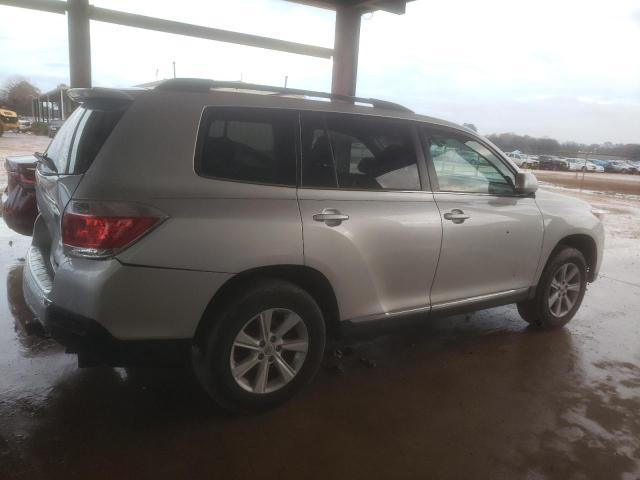 Photo 3 from auction – 2013 TOYOTA HIGHLANDER with VIN 5TDZK3EH2DS102274