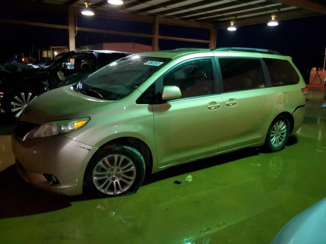 TOYOTA SIENNA XLE 2011 with VIN 5TDYK3DC1BS118836 - Photo from auction