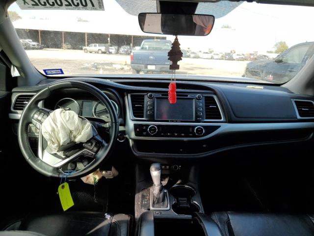 Photo 8 from auction – 2017 TOYOTA HIGHLANDER with VIN 5TDKZRFH3HS516653