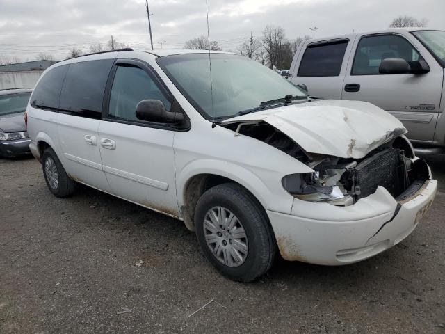 Photo 4 from auction – 2005 CHRYSLER TOWN & COU with VIN 2C4GP44RX5R439195