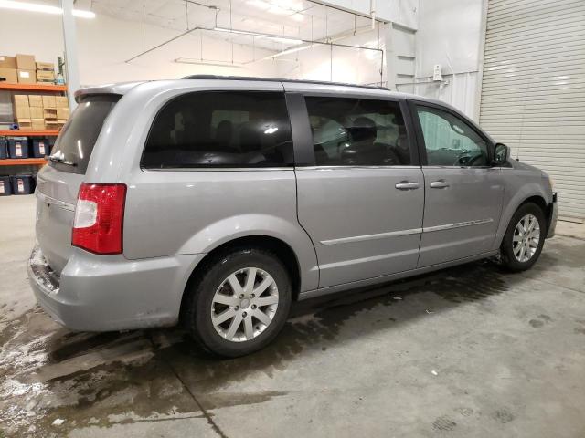 Photo 3 from auction – 2015 CHRYSLER TOWN & COU with VIN 2C4RC1BG3FR717635