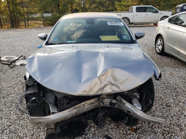 Photo 5 from auction – 2015 CHRYSLER 200 LIMITE with VIN 1C3CCCABXFN660309