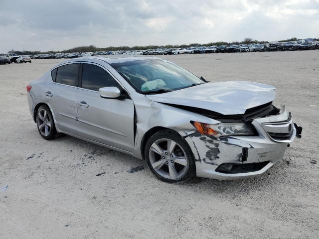 Photo 4 from auction – 2013 ACURA ILX 20 TEC with VIN 19VDE1F74DE010579