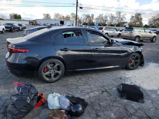 Photo 3 from auction – 2017 ALFA ROMEO GIULIA with VIN ZARFAEBNXH7555687