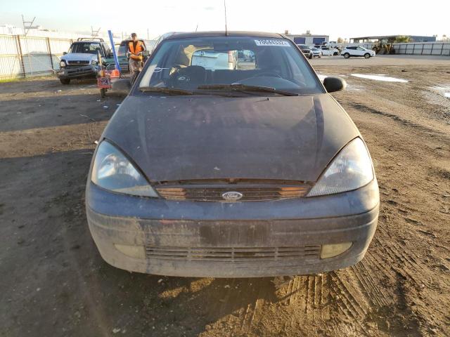 Photo 5 from auction – 2000 FORD FOCUS ZX3 with VIN 3FAFP3138YR205681