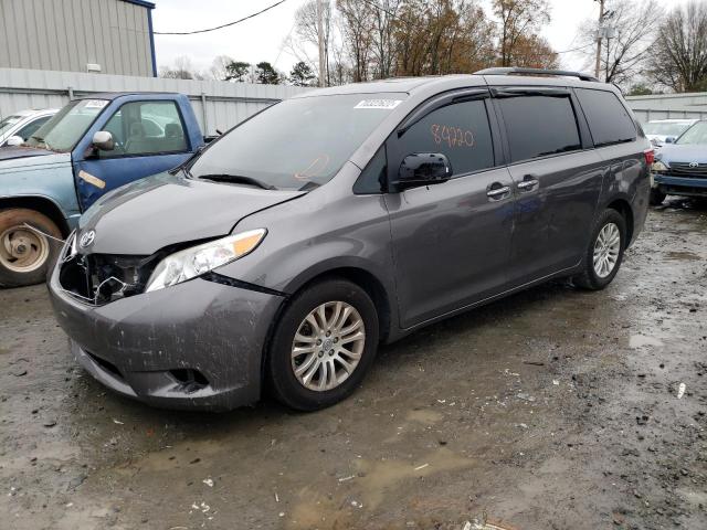 TOYOTA SIENNA XLE 2017 with VIN 5TDYZ3DC0HS805309 - Photo from auction