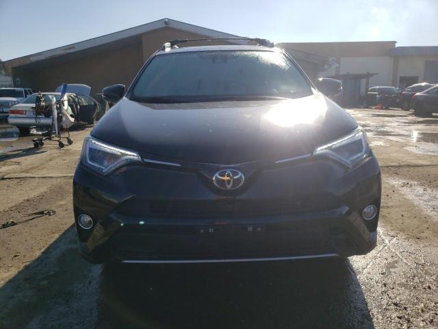 Photo 5 from auction – 2017 TOYOTA RAV4 LIMIT with VIN 2T3YFREV2HW397986