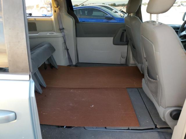 Photo 11 from auction – 2009 CHRYSLER TOWN & COU with VIN 2A8HR44E69R659752