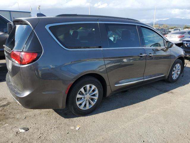 Photo 3 from auction – 2017 CHRYSLER PACIFICA T with VIN 2C4RC1BG1HR527447