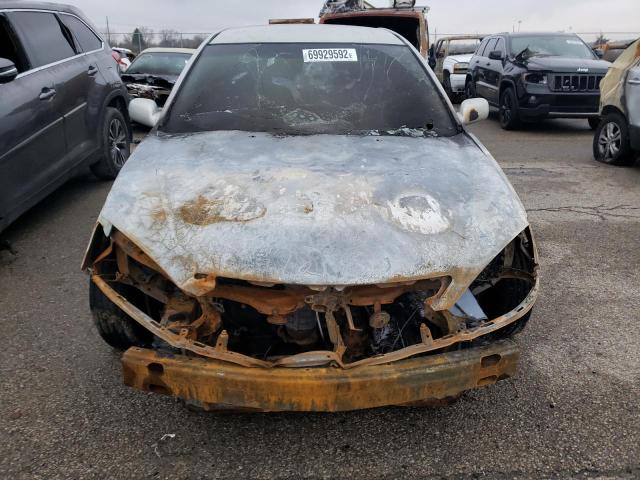 Photo 5 from auction – 2002 TOYOTA CAMRY LE with VIN 4T1BE32KX2U558777