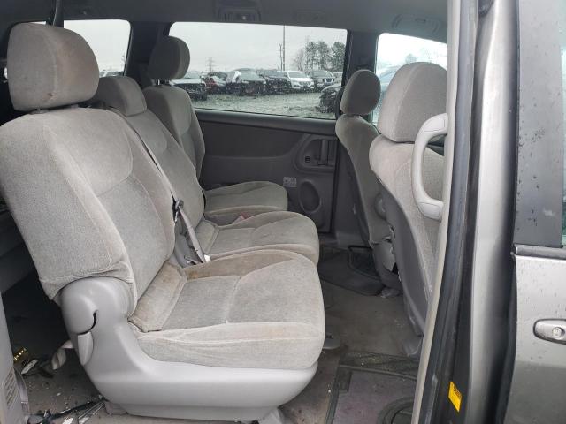 Photo 11 from auction – 2004 TOYOTA SIENNA CE with VIN 5TDZA23C34S061710
