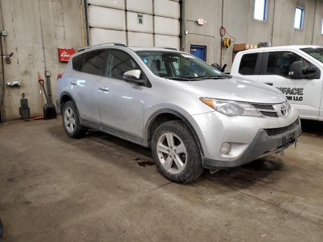 Photo 4 from auction – 2014 TOYOTA RAV4 XLE with VIN 2T3RFREV6EW181543