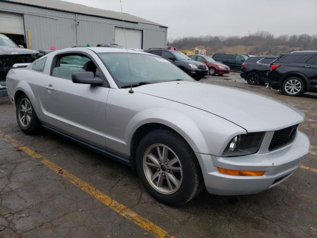 Photo 4 from auction – 2005 FORD MUSTANG with VIN 1ZVFT80N755128934