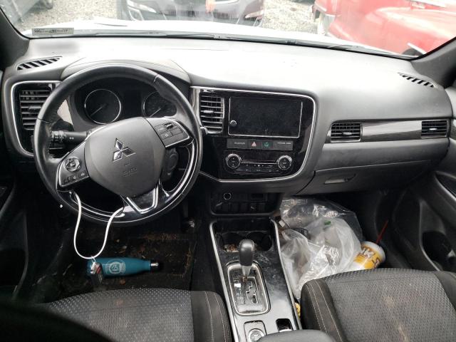Photo 8 from auction – 2018 MITSUBISHI OUTLANDER with VIN JA4AZ3A39JZ032893