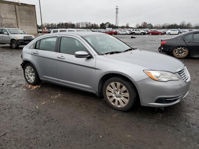 Photo 4 from auction – 2014 CHRYSLER 200 LX with VIN 1C3CCBAB8EN146418
