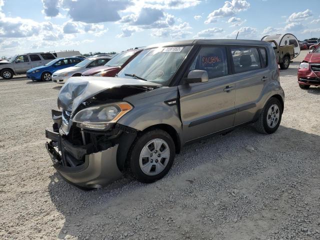 KIA SOUL 2013 z numerem VIN KNDJT2A58D7596635 - Zdjęcie z aukcji