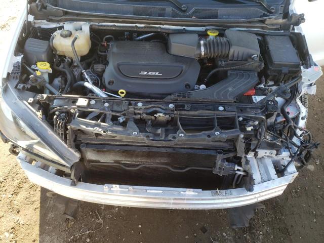 Photo 12 from auction – 2018 CHRYSLER PACIFICA L with VIN 2C4RC1CGXJR274505