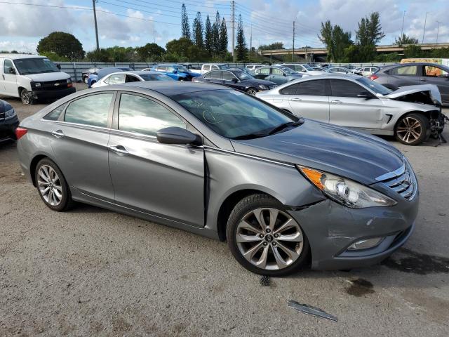 Photo 4 from auction – 2013 HYUNDAI SONATA SE with VIN 5NPEC4AC0DH710411