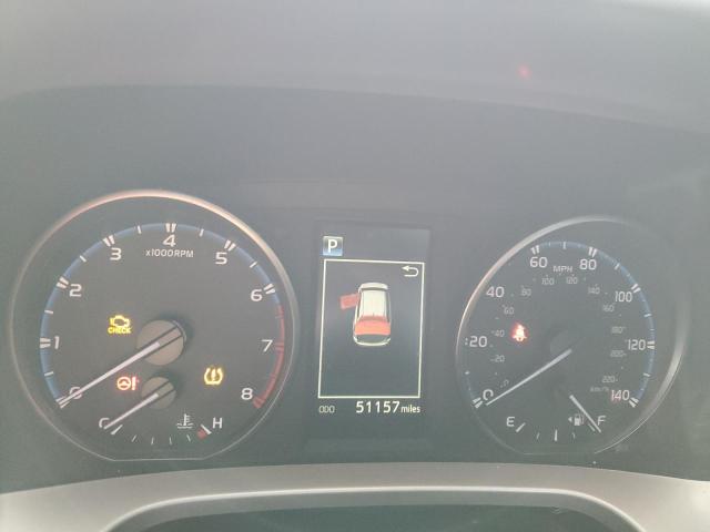 Photo 9 from auction – 2018 TOYOTA RAV4 LE with VIN JTMZFREV1JJ185802