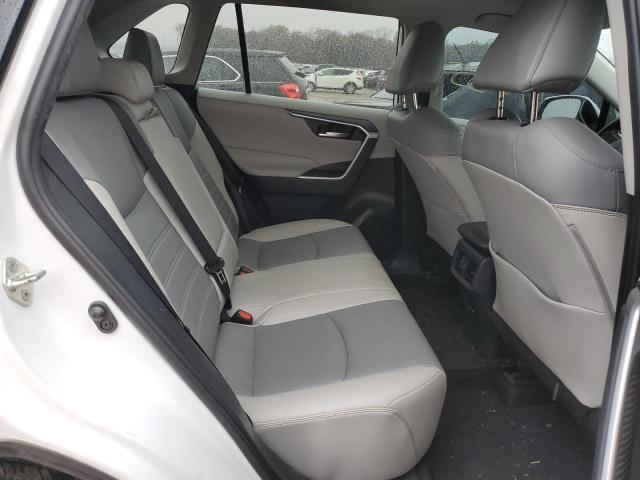 Photo 11 from auction – 2019 TOYOTA RAV4 XLE P with VIN 2T3C1RFVXKW017372