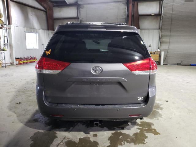 Photo 6 from auction – 2013 TOYOTA SIENNA XLE with VIN 5TDDK3DC3DS069060