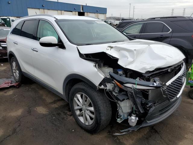 Photo 4 from auction – 2016 KIA SORENTO LX with VIN 5XYPG4A37GG121817